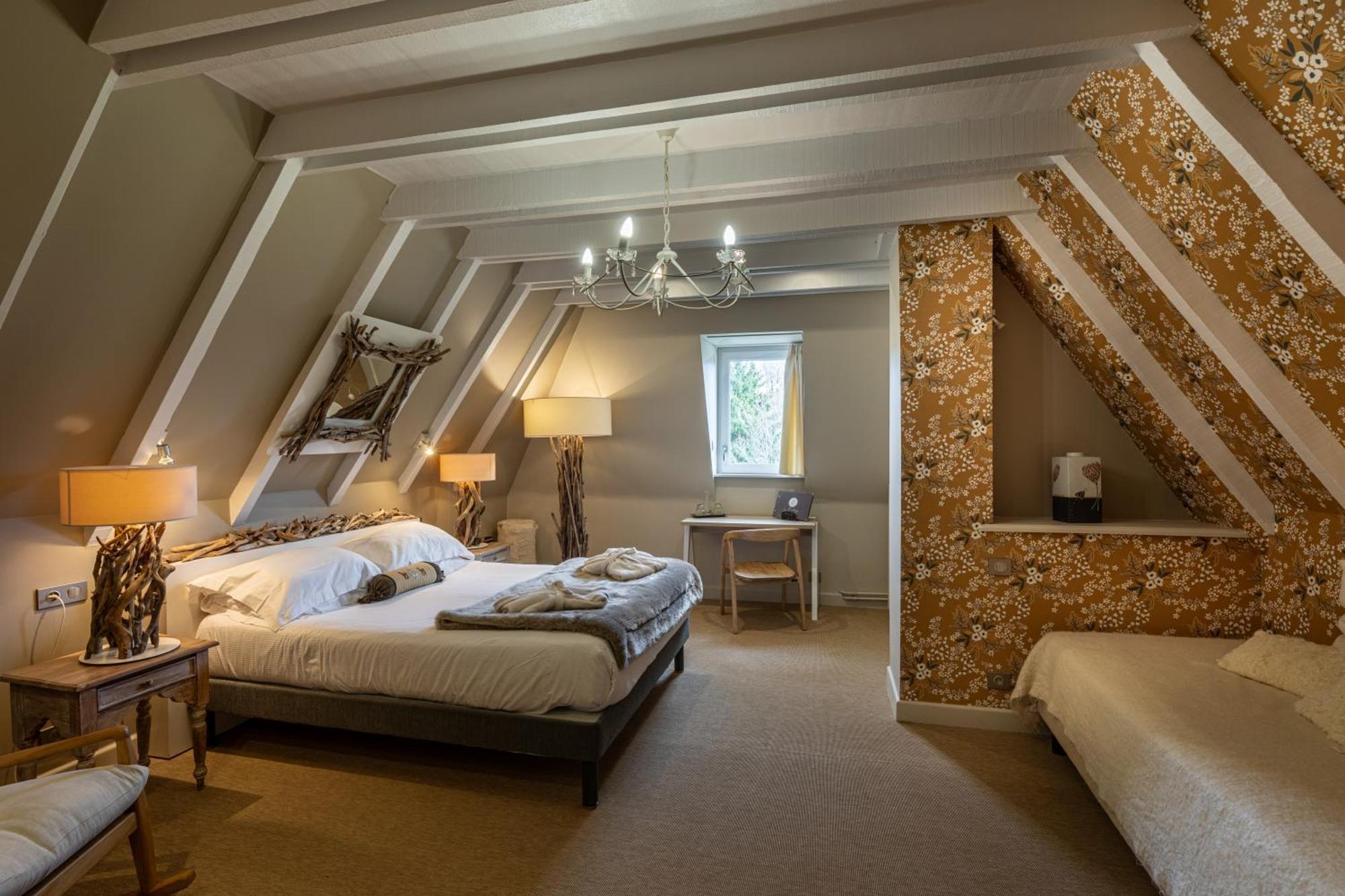 Le Bailliage Hotel & Spa Салерс Екстериор снимка