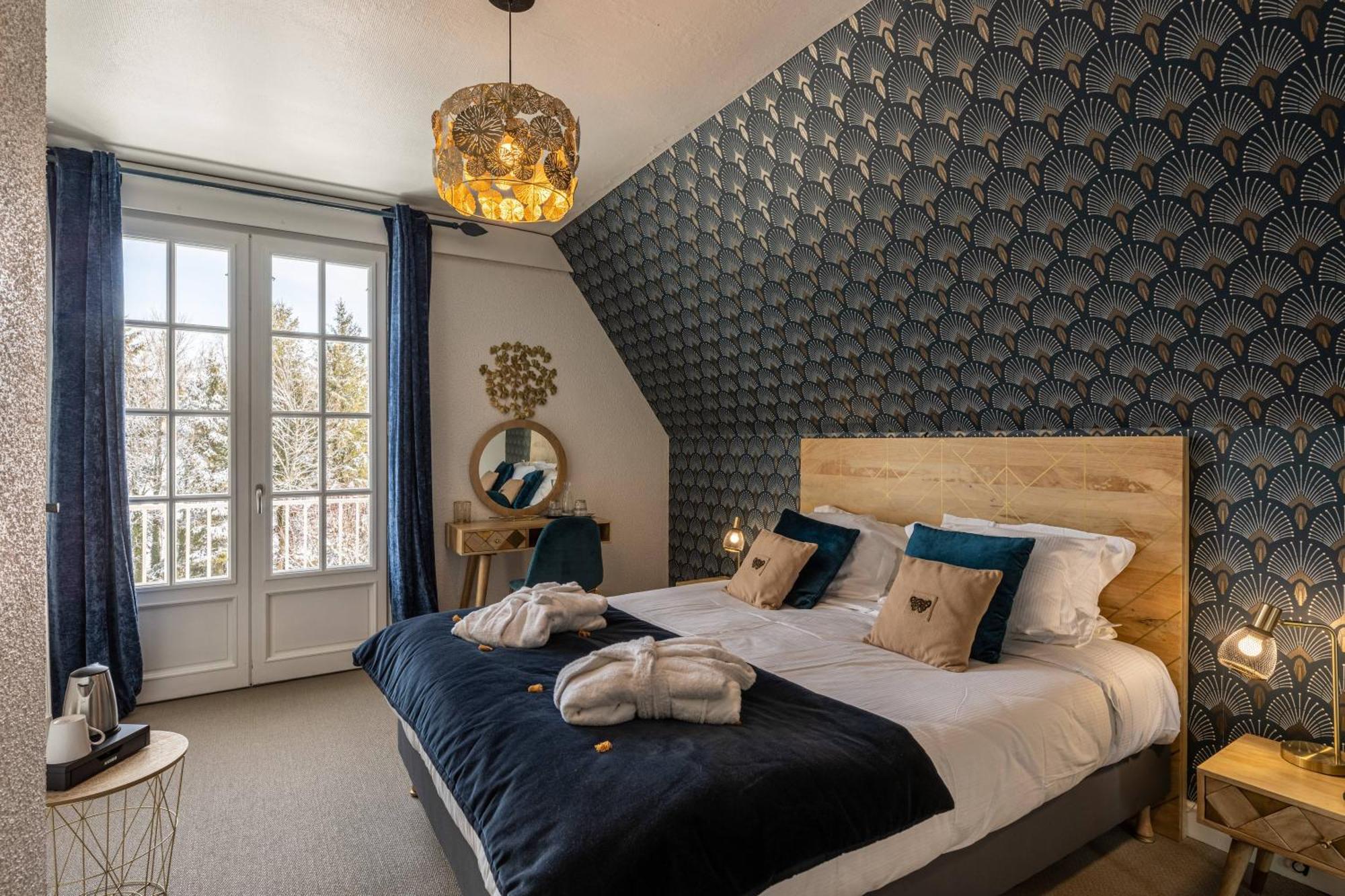 Le Bailliage Hotel & Spa Салерс Стая снимка