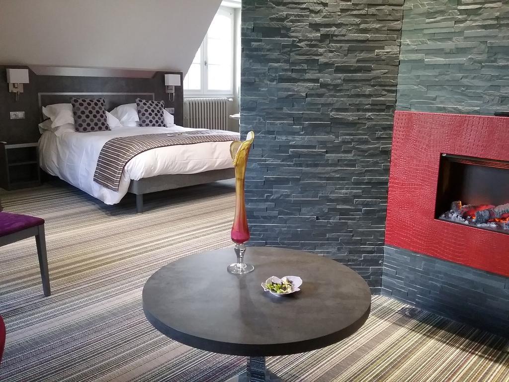 Le Bailliage Hotel & Spa Салерс Екстериор снимка